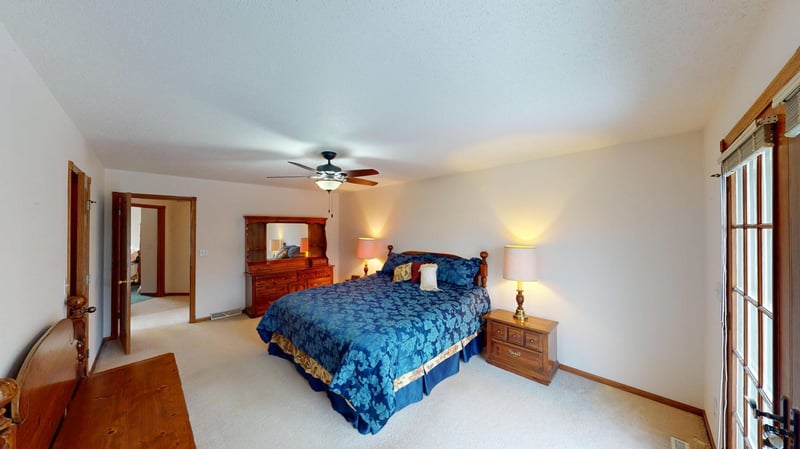 19654 Bluffview Pl, Galesville, WI 54630