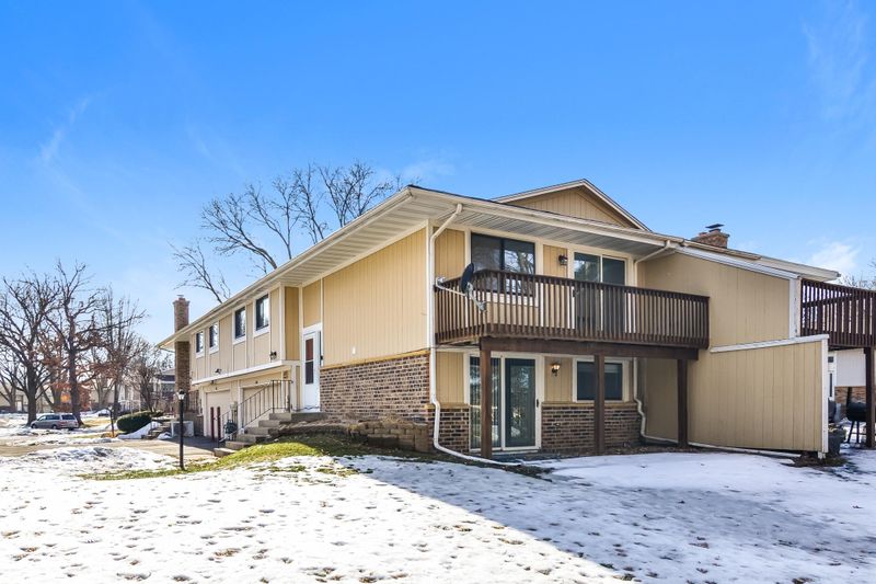 6686 Ives Ln N, Maple Grove, MN 55369