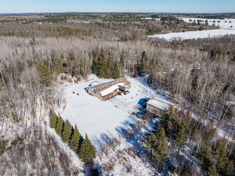 19323 Wendigo Park Rd, Grand Rapids, MN 55744