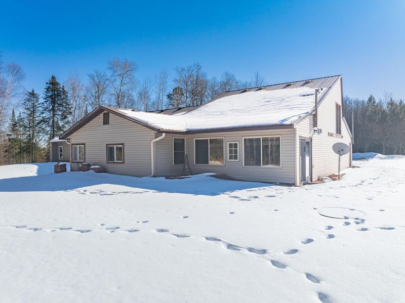 19323 Wendigo Park Rd, Grand Rapids, MN 55744