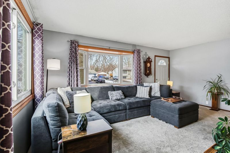 5024 Campanaro Ln, White Bear Lake, MN 55110