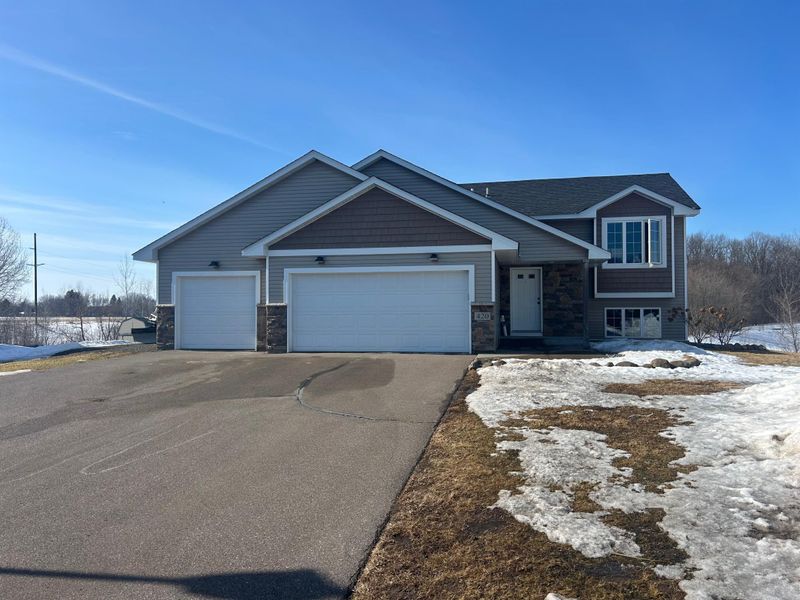420 Alcott St E, Rush City, MN 55069