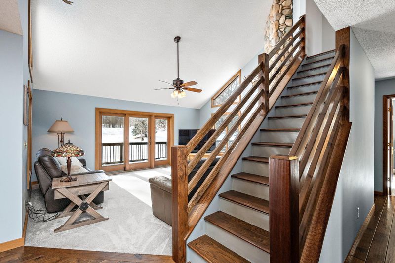 10445 Akron Ave, Inver Grove Heights, MN 55077