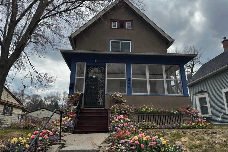 246 Sidney St E, Saint Paul, MN 55107