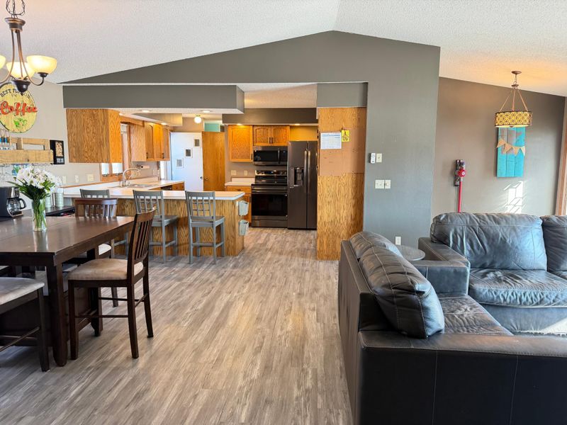 820 3rd St SE, Elbow Lake, MN 56531