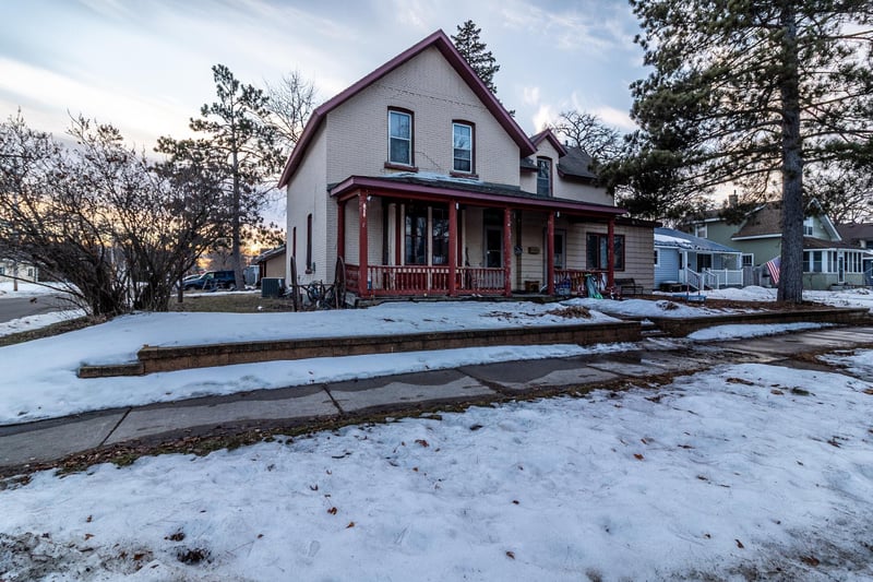 303 4th Ave NE, Saint Cloud, MN 56304