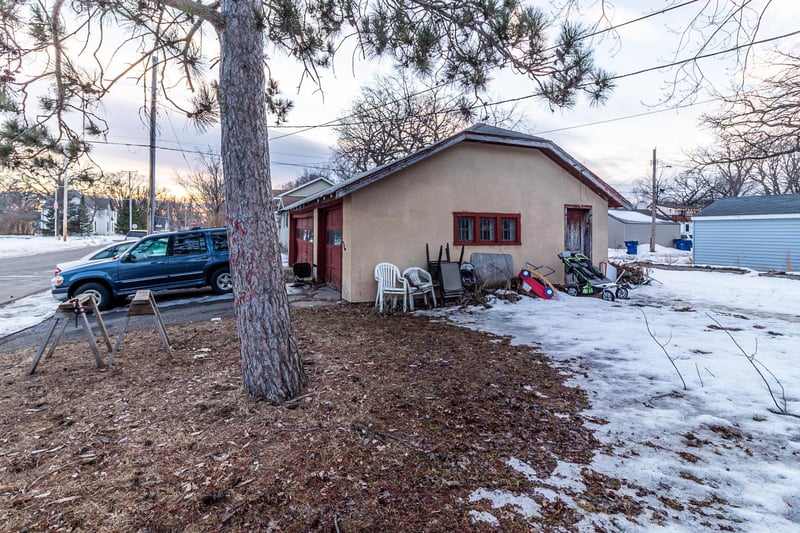 303 4th Ave NE, Saint Cloud, MN 56304