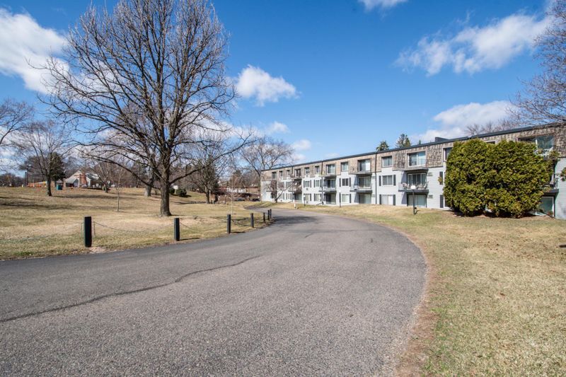 181 Little Canada Rd E #115, Little Canada, MN 55117