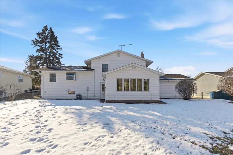 1971 Birch St, White Bear Lake, MN 55110