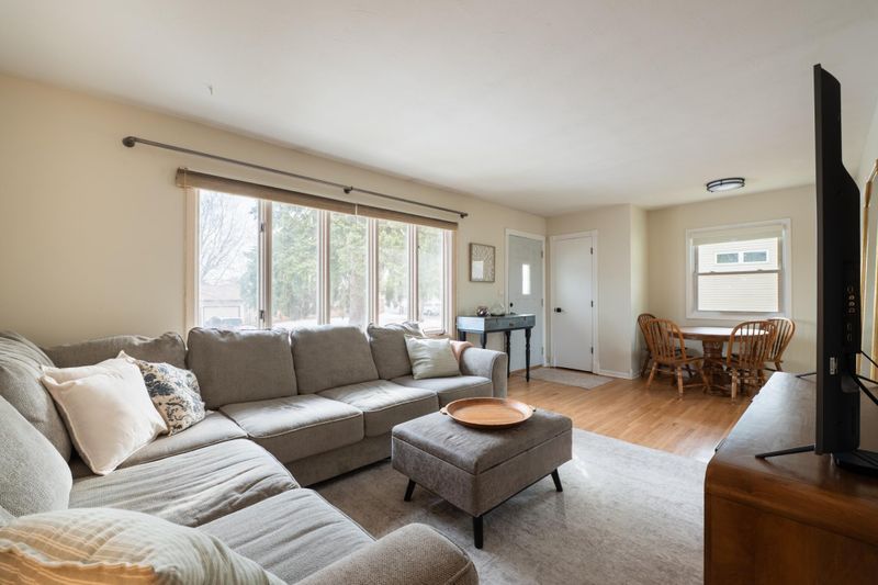 7267 Cleve Ave E, Inver Grove Heights, MN 55076