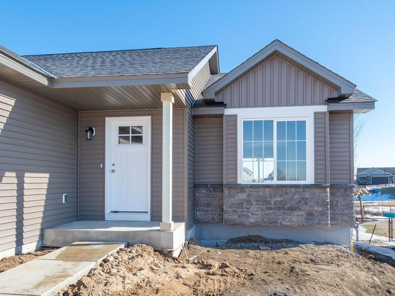 418 Prairie View Dr, Cologne, MN 55322