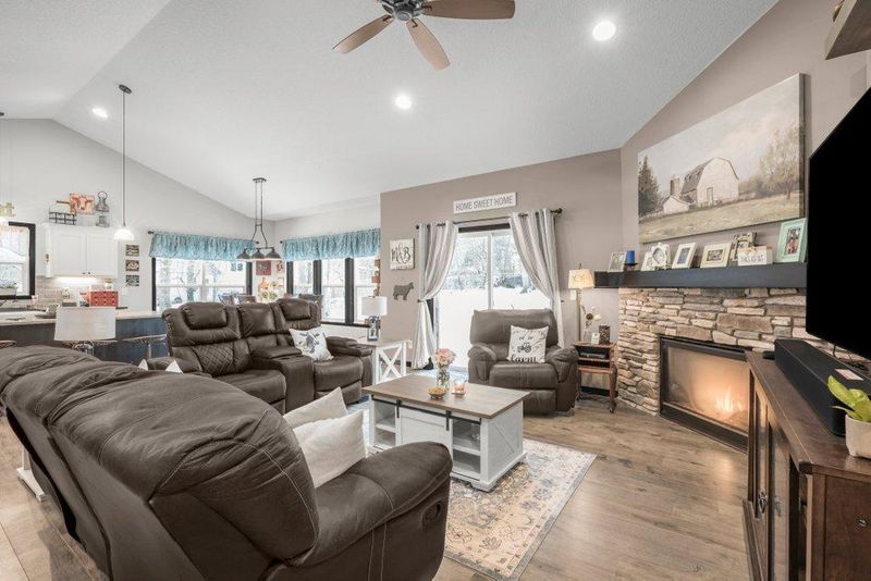 19294 Xavier St NW, Elk River, MN 55330