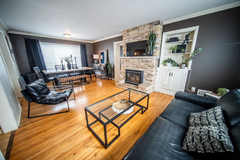 1003 10th St NE, Rochester, MN 55906