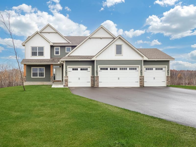 16822 Sycamore St NW, Andover, MN 55304