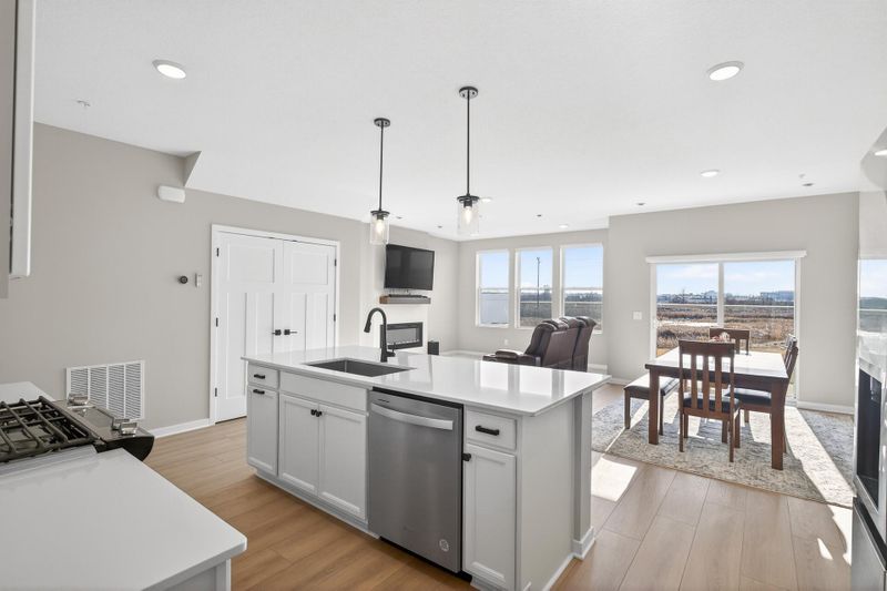 10435 Ithaca Ln N, Maple Grove, MN 55369