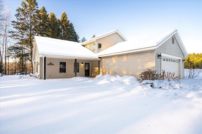 1187 W Lawrence Rd, Cloquet, MN 55720