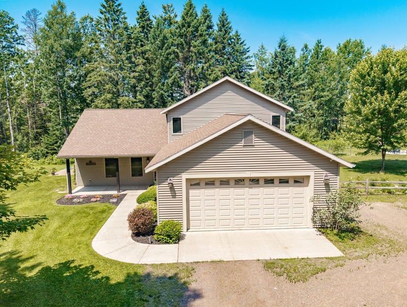 1187 W Lawrence Rd, Cloquet, MN 55720