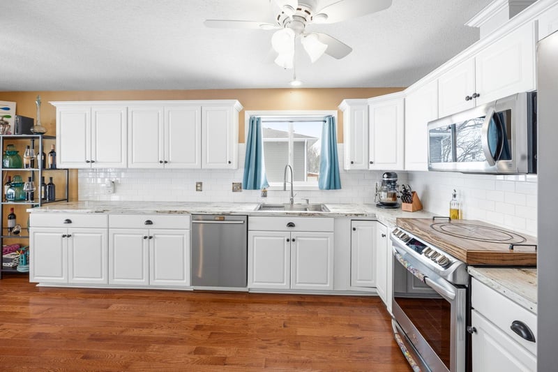 5249 Imhoff Ave SW, Howard Lake, MN 55349