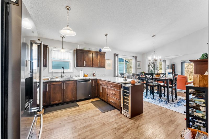 925 Link Dr SE, Pine City, MN 55063