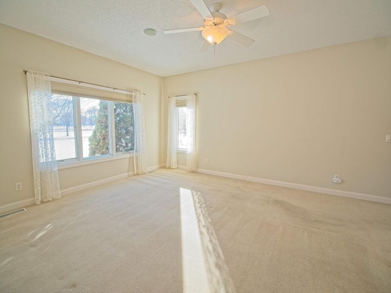 417 Golf Ter, Litchfield, MN 55355