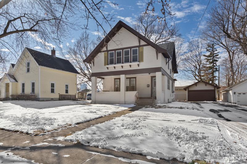 216 Lincoln Ave, Owatonna, MN 55060