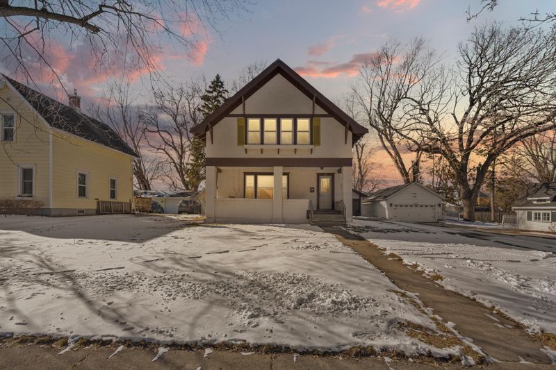 216 Lincoln Ave, Owatonna, MN 55060