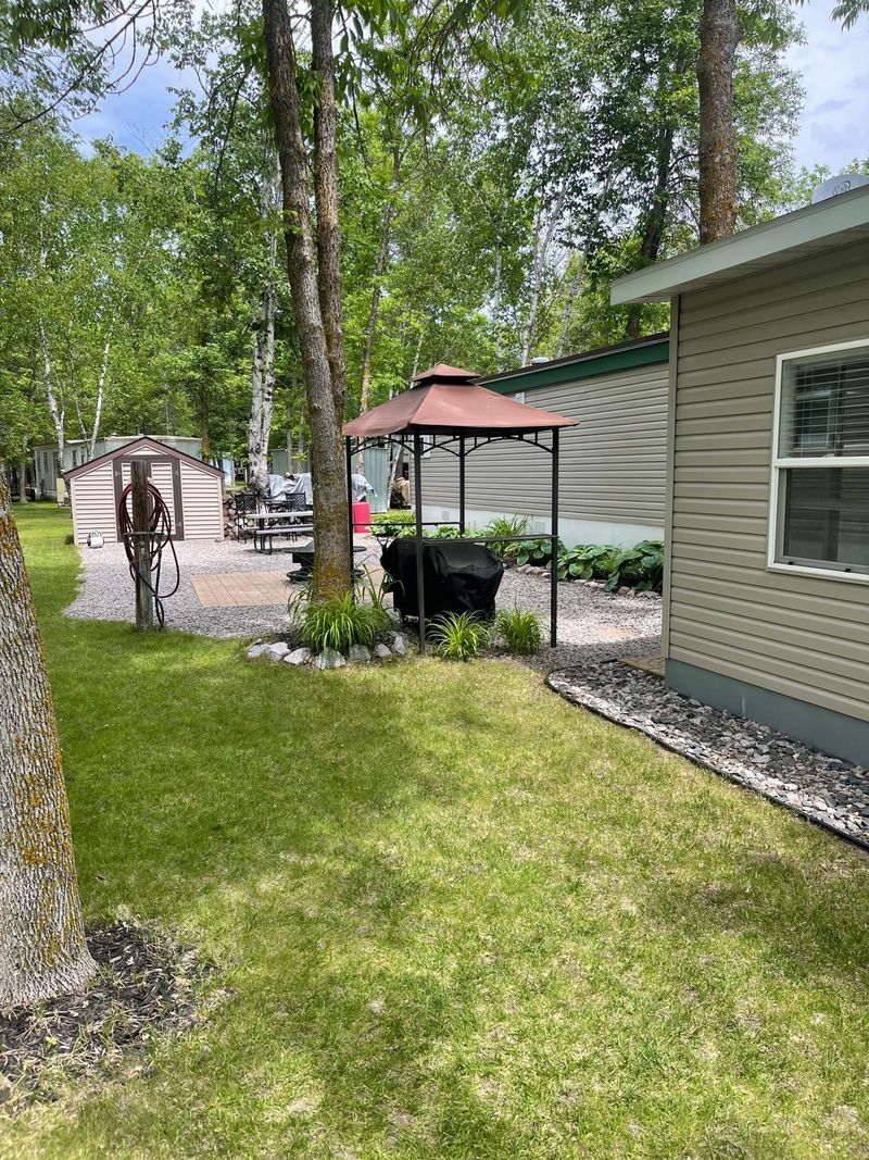6631 Rocky Point Rd NW, Roosevelt, MN 56673