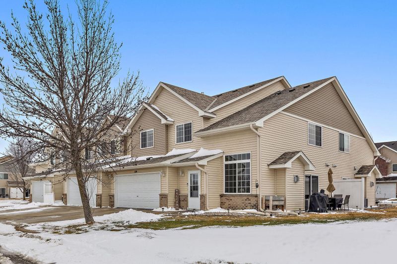 1114 Wheat St NW, New Prague, MN 56071