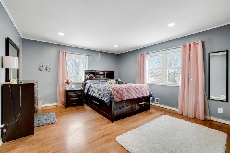 4721 W 124th St, Savage, MN 55378