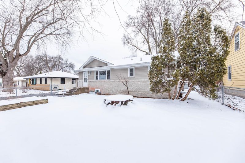 2113 Fairway Dr NE, Columbia Heights, MN 55421