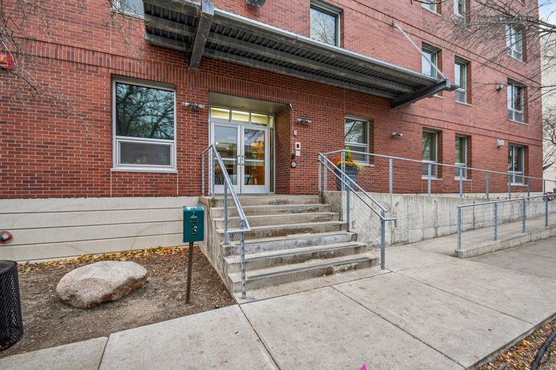 710 N 4th St #W310, Minneapolis, MN 55401