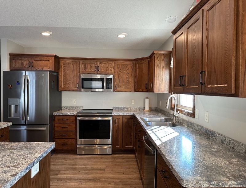 808 17th St N, Princeton, MN 55371