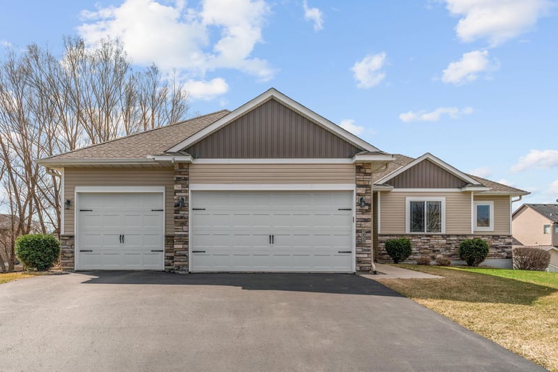 250 Winkler Trl, Cologne, MN 55322