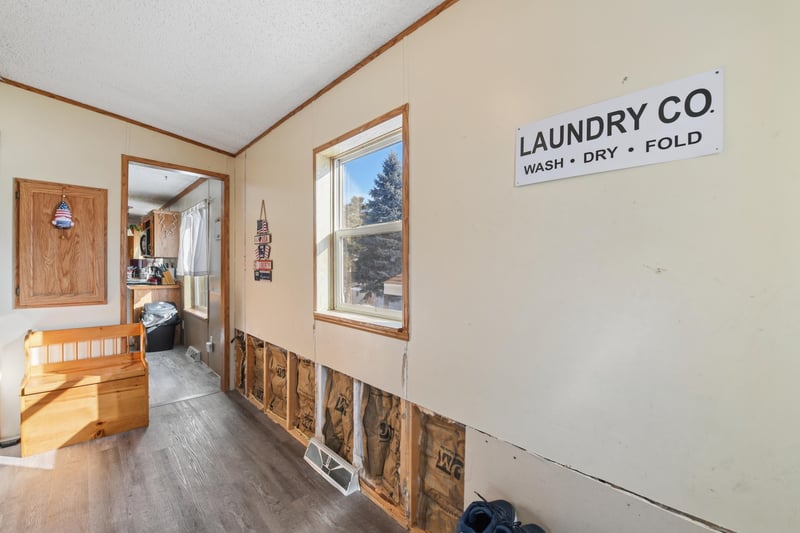 14 Rita Ln, Chaska, MN 55318