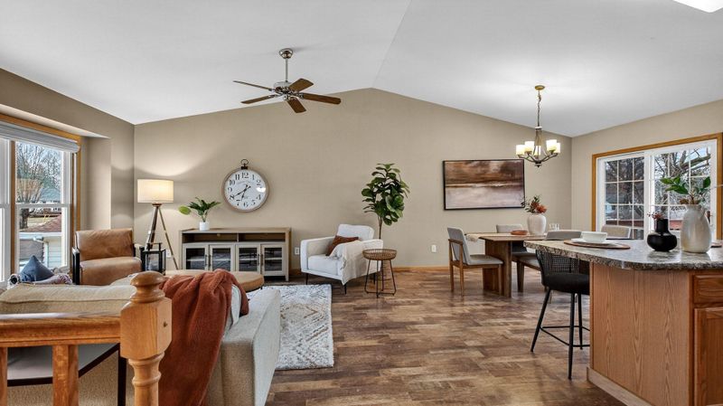 3145 Fern Ct, Eau Claire, WI 54703