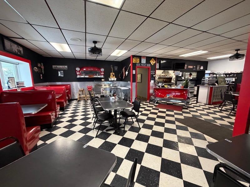 101 N Main St, Badger, MN 56714