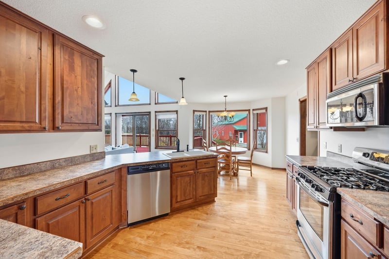 4756 Farmington Ave SE, Delano, MN 55328