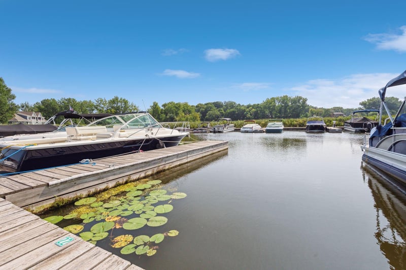 5465 Lost Lake Ln, Mound, MN 55364