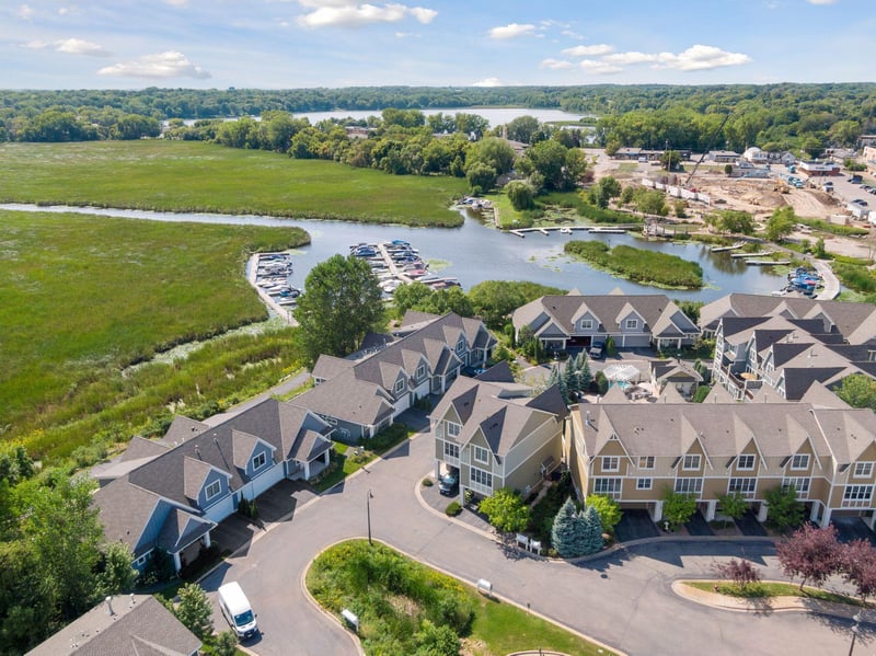 5465 Lost Lake Ln, Mound, MN 55364