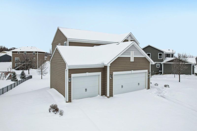 1442 Pebble Beach Dr, Woodbury, MN 55129
