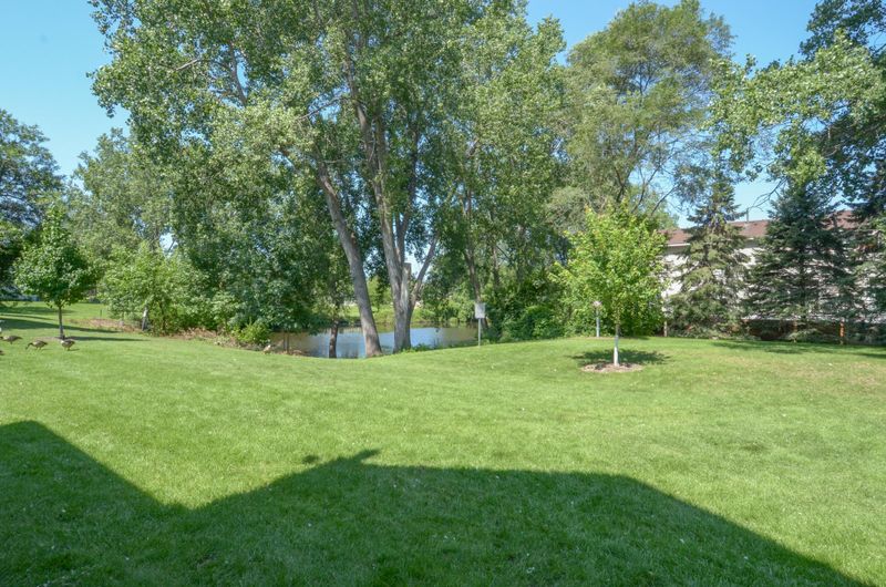 9860 Palm St NW, Coon Rapids, MN 55433
