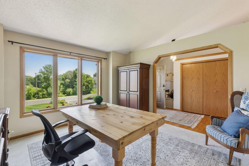 29102 Golf Ln, Lindstrom, MN 55045