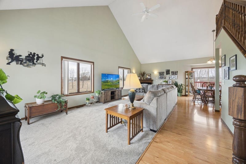 505 Walnut Ave, Holdingford, MN 56340