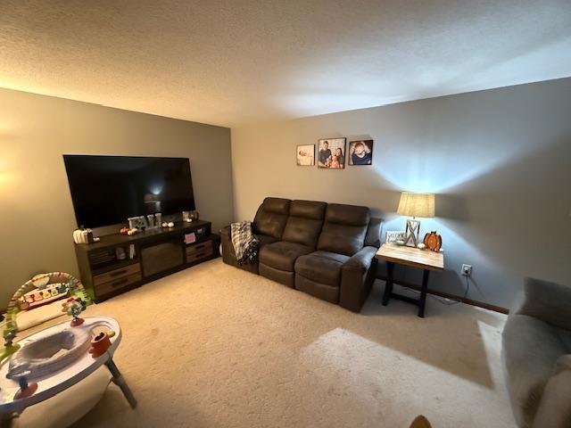 315 9th Ave, Clarkfield, MN 56223