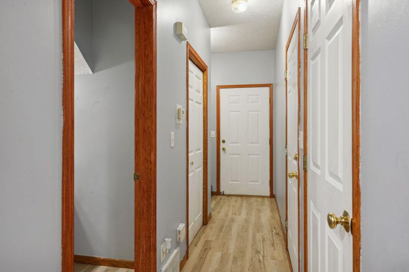 1612 68th Ln N, Brooklyn Center, MN 55430