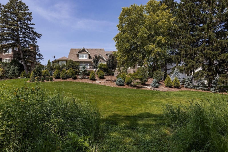 5121 Mirror Lakes Dr, Edina, MN 55436