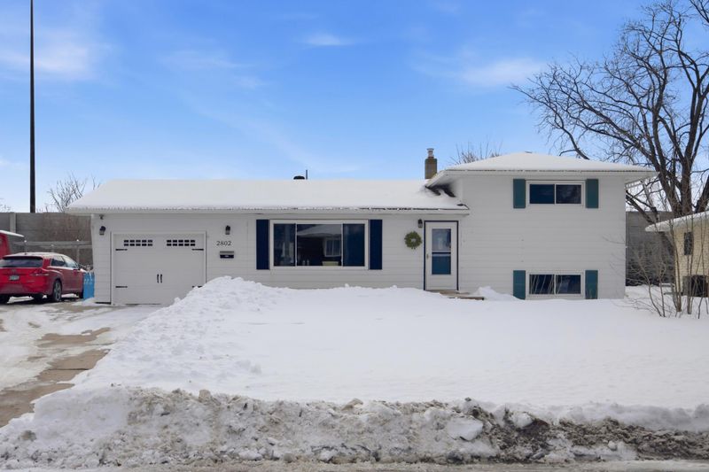 2802 Brookdale Rd, Moorhead, MN 56560
