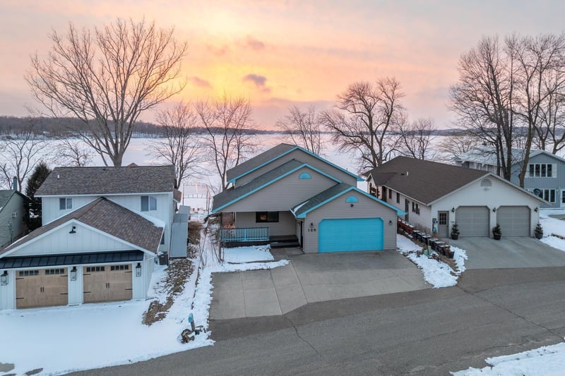 125 Willow Point Dr, Elysian, MN 56028