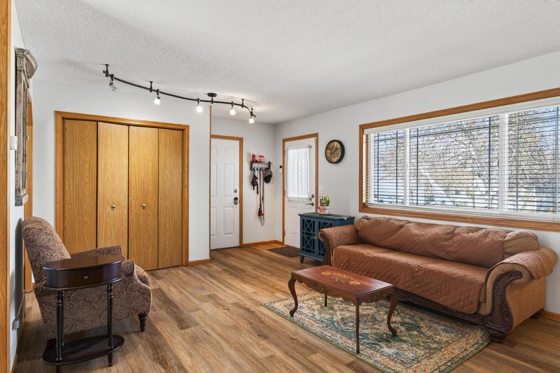 409 Heights Rd NW, Saint Michael, MN 55376