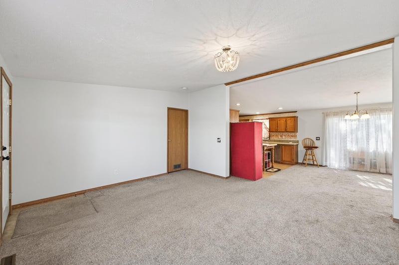 3002 Meadow Ln NE, Andover, MN 55304